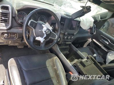 Zdjęcie 8 z 12 samochodu: 2020 RAM 1500 LARAMIE VIN:1C6SRFJT2LN134209 - miniatura