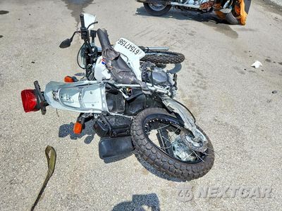 Czwarte zdjęcie samochodu z boku: 2025 HONDA XR650 L VIN:JH2RD0607SK401160 - miniatura