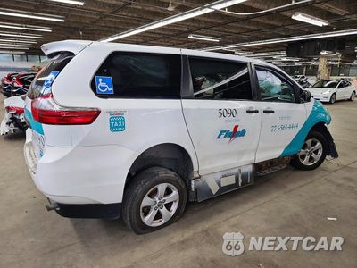 Trzecie zdjęcie samochodu z tyłu: 2020 TOYOTA SIENNA L VIN:5TDZZ3DC3LS036785 - miniatura