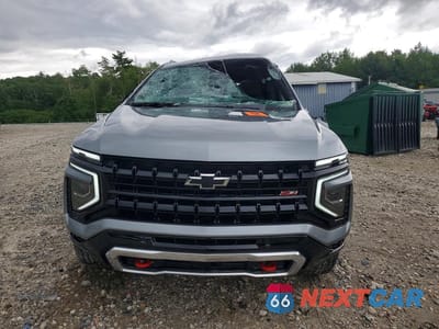 Piąte zdjęcie samochodu w środku: 2025 CHEVROLET TAHOE K1500 Z71 VIN:1GNS6PRLXSR186181 - miniatura