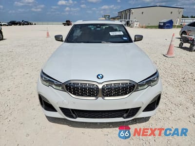 Piąte zdjęcie samochodu w środku: 2021 BMW M340I VIN:3MW5U7J09M8B88723 - miniatura
