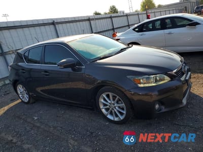 Czwarte zdjęcie samochodu z boku: 2012 LEXUS CT 200 VIN:JTHKD5BH2C2067557 - miniatura