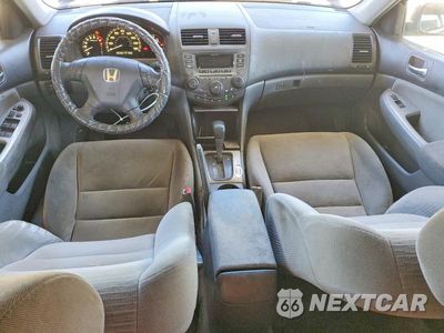 Zdjęcie 8 z 12 samochodu: 2007 HONDA ACCORD EX VIN:1HGCM56757A088567 - miniatura