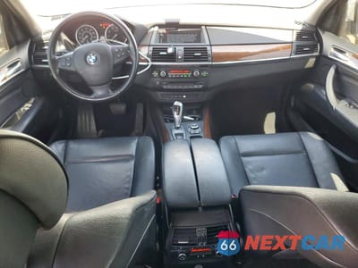 Zdjęcie 8 z 12 samochodu: 2011 BMW X5 XDRIVE35I VIN:5UXZV4C56BLL58081 - miniatura
