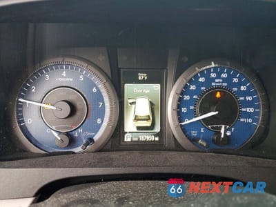 Zdjęcie 9 z 13 samochodu: 2017 TOYOTA SIENNA XLE PREMIUM 8-PASSENGER VIN:5TDYZ3DC3HS890503 - miniatura