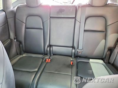 Zdjęcie 11 z 13 samochodu: 2023 TESLA MODEL Y VIN:7SAYGAEE8PF832113 - miniatura
