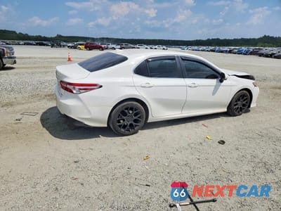 Trzecie zdjęcie samochodu z tyłu: 2020 TOYOTA CAMRY LE VIN:4T1C11AK4LU944702 - miniatura