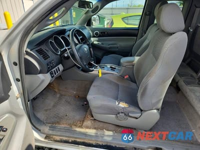 Zdjęcie 7 z 12 samochodu: 2007 TOYOTA TACOMA V6 VIN:5TEUU42N27Z344798 - miniatura