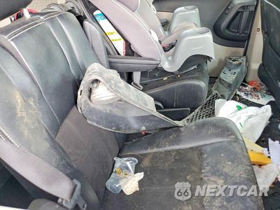 Zdjęcie 11 z 13 samochodu: 2019 DODGE GRAND CARAVAN SXT VIN:2C4RDGCG3KR736341 - miniatura