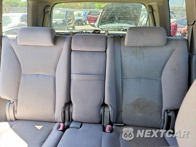 Zdjęcie 10 z 13 samochodu: 2004 TOYOTA HIGHLANDER BASE VIN:JTEEP21A440049773 - miniatura