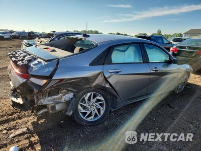 Trzecie zdjęcie samochodu z tyłu: 2024 HYUNDAI ELANTRA VIN:KMHLM4DG8RU810090 - miniatura