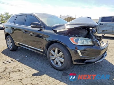 Czwarte zdjęcie samochodu z boku: 2016 VOLVO XC60 T5 PREMIER VIN:YV440MDK6G2782059 - miniatura