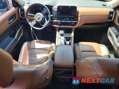Zdjęcie 8 z 13 samochodu: 2024 NISSAN PATHFINDER PLATINUM VIN:5N1DR3DJ9RC213998 - miniatura