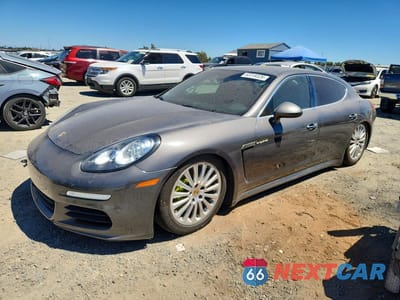 2015 PORSCHE PANAMERA SE HYBRID WP0AD2A76FL040283 - główne zdjęcie licytacji z USA - miniatura