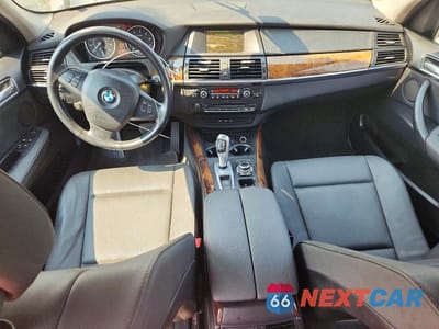 Zdjęcie 8 z 14 samochodu: 2013 BMW X5 XDRIVE35I VIN:5UXZV4C53D0E11441 - miniatura