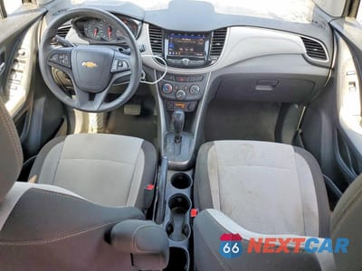 Zdjęcie 8 z 13 samochodu: 2020 CHEVROLET TRAX LS VIN:KL7CJKSB9LB314479 - miniatura
