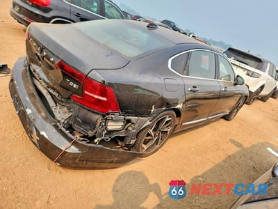 Trzecie zdjęcie samochodu z tyłu: 2019 VOLVO S90 T8 INSCRIPTION VIN:LVYBR0AL7KP110425 - miniatura