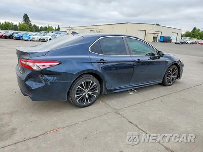 Trzecie zdjęcie samochodu z tyłu: 2019 TOYOTA CAMRY HYBRID SE VIN:4T1B21HK7KU512134 - miniatura