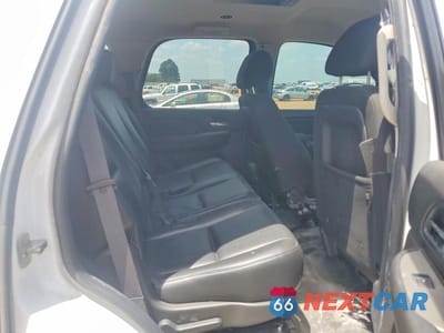 Zdjęcie 10 z 12 samochodu: 2014 CHEVROLET TAHOE K1500 VIN:1GNSK4E07ER163077 - miniatura