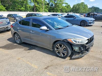 Czwarte zdjęcie samochodu z boku: 2017 HYUNDAI ELANTRA LIMITED VIN:KMHD84LF8HU148740 - miniatura