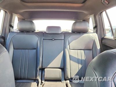Zdjęcie 10 z 13 samochodu: 2023 VOLKSWAGEN TIGUAN SE R-LINE BLACK VIN:3VVCB7AX2PM064755 - miniatura