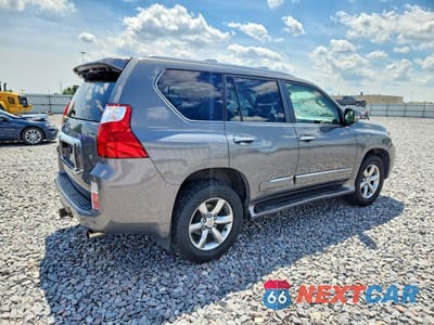Trzecie zdjęcie samochodu z tyłu: 2013 LEXUS GX 460 PREMIUM VIN:JTJJM7FX1D5057562 - miniatura