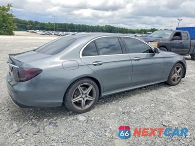 Trzecie zdjęcie samochodu z tyłu: 2017 MERCEDES-BENZ E 300 4MATIC VIN:WDDZF4KB0HA029330 - miniatura
