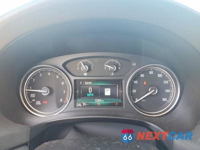 Zdjęcie 9 z 12 samochodu: 2018 BUICK ENCLAVE PREMIUM VIN:5GAERCKW6JJ241587 - miniatura