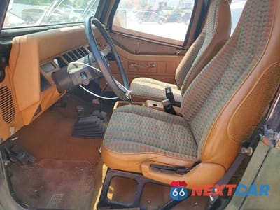 Zdjęcie 7 z 12 samochodu: 1995 JEEP WRANGLER / YJ S VIN:1J4FY19P0SP220252 - miniatura