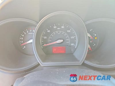 Zdjęcie 9 z 12 samochodu: 2014 KIA RIO LX VIN:KNADM4A32E6375802 - miniatura
