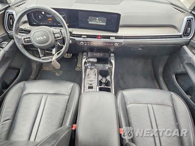 Zdjęcie 8 z 13 samochodu: 2025 KIA SORENTO SX VIN:5XYRK4JF7SG310350 - miniatura