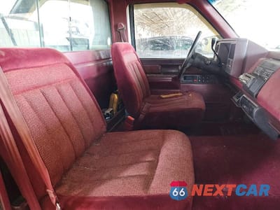 Zdjęcie 10 z 12 samochodu: 1989 CHEVROLET GMT-400 C2500 VIN:1GCGC24K2KE177202 - miniatura