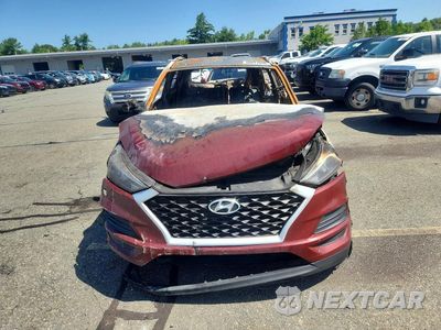 Piąte zdjęcie samochodu w środku: 2019 HYUNDAI TUCSON VALUE VIN:KM8J3CA42KU982040 - miniatura
