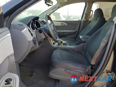 Zdjęcie 7 z 14 samochodu: 2011 CHEVROLET TRAVERSE LS VIN:1GNKRFEDXBJ335042 - miniatura