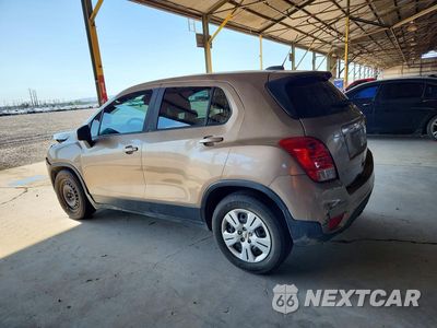 Drugie zdjęcie samochodu z przodu: 2018 CHEVROLET TRAX LS VIN:3GNCJKSB5JL359067 - miniatura