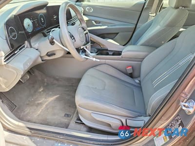 Zdjęcie 7 z 12 samochodu: 2025 HYUNDAI ELANTRA SEL VIN:KMHLS4DG1SU920944 - miniatura