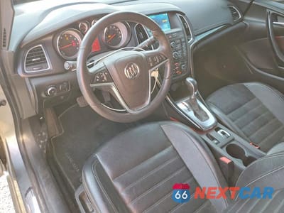 Zdjęcie 8 z 12 samochodu: 2019 BUICK CASCADA PREMIUM VIN:W04WH3N57KG316461 - miniatura