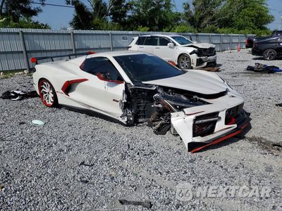 Czwarte zdjęcie samochodu z boku: 2023 CHEVROLET CORVETTE STINGRAY 3LT VIN:1G1YC3D44P5501715 - miniatura