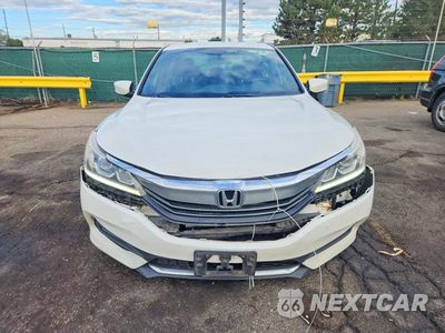 Piąte zdjęcie samochodu w środku: 2017 HONDA ACCORD SPORT SPECIAL EDITION VIN:1HGCR2F14HA290975 - miniatura