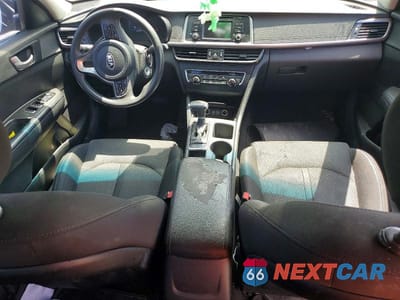 Zdjęcie 8 z 12 samochodu: 2017 KIA OPTIMA LX VIN:5XXGT4L33HG124793 - miniatura