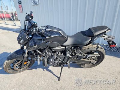 Trzecie zdjęcie samochodu z tyłu: 2024 YAMAHA MT07 VIN:JYARM32E2RA011770 - miniatura