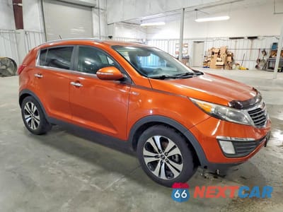 Czwarte zdjęcie samochodu z boku: 2011 KIA SPORTAGE EX VIN:KNDPCCA24B7075558 - miniatura
