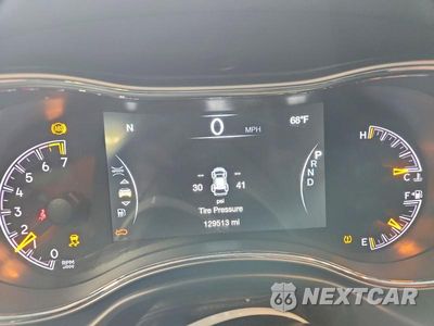 Zdjęcie 9 z 12 samochodu: 2018 JEEP GRAND CHEROKEE LAREDO VIN:1C4RJFAG0JC391461 - miniatura