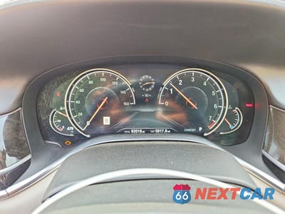 Zdjęcie 9 z 12 samochodu: 2017 BMW 750 XI VIN:WBA7F2C56HG422399 - miniatura