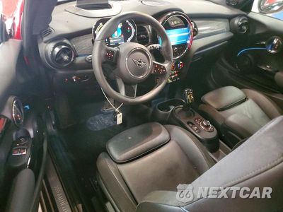 Zdjęcie 8 z 12 samochodu: 2023 MINI COOPER SE VIN:WMW13DJ0XP2T82180 - miniatura