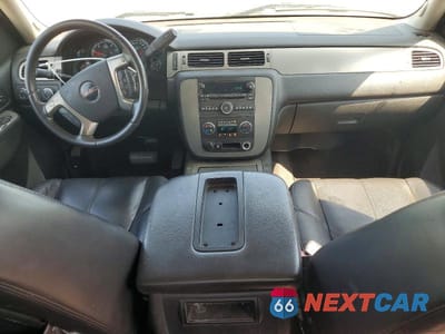 Zdjęcie 8 z 12 samochodu: 2010 GMC SIERRA K1500 SLT VIN:3GTRKWE37AG263221 - miniatura