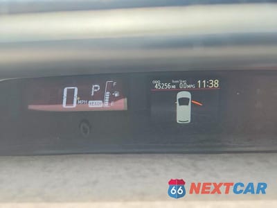 Zdjęcie 9 z 12 samochodu: 2016 TOYOTA PRIUS C TWO VIN:JTDKDTB34G1138229 - miniatura