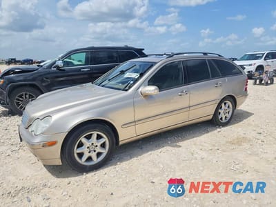 2002 MERCEDES-BENZ C 320 WDBRH64J72F156914 - główne zdjęcie licytacji z USA - miniatura