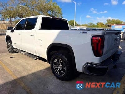 Drugie zdjęcie samochodu z przodu: 2021 GMC SIERRA K1500 SLE VIN:1GTU9BET4MZ191297 - miniatura