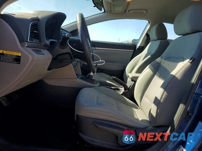 Zdjęcie 7 z 12 samochodu: 2017 HYUNDAI ELANTRA SE VIN:5NPD74LF8HH059333 - miniatura
